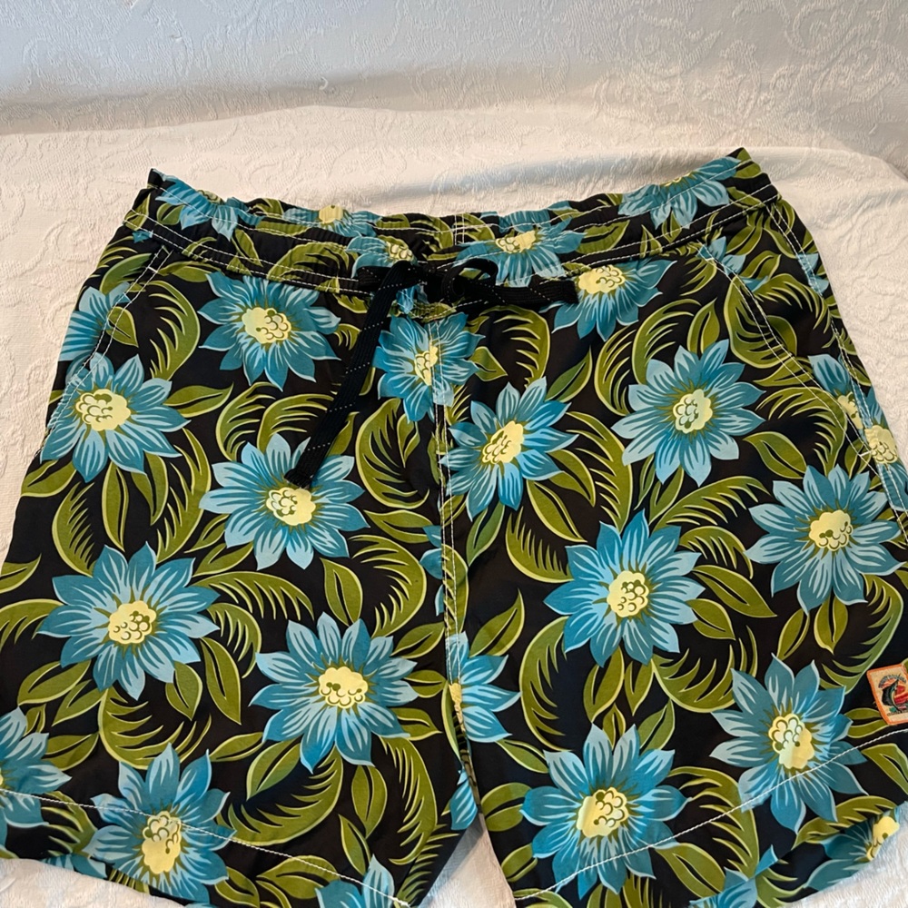 Tommy Bahama Black and Blue Floral Men's Shorts